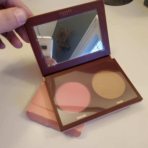 Wander beauty blush and bronzer duo - Picture 3 of 3